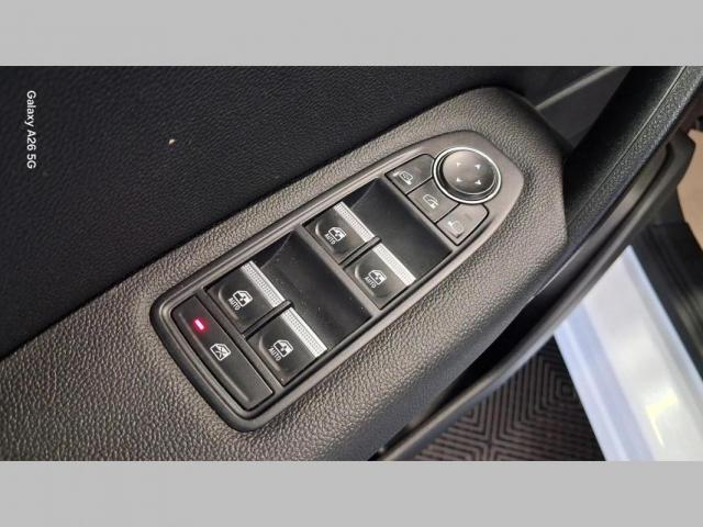 Renault Captur image 7