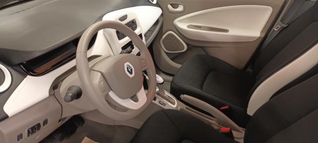 Renault Zoe image 2