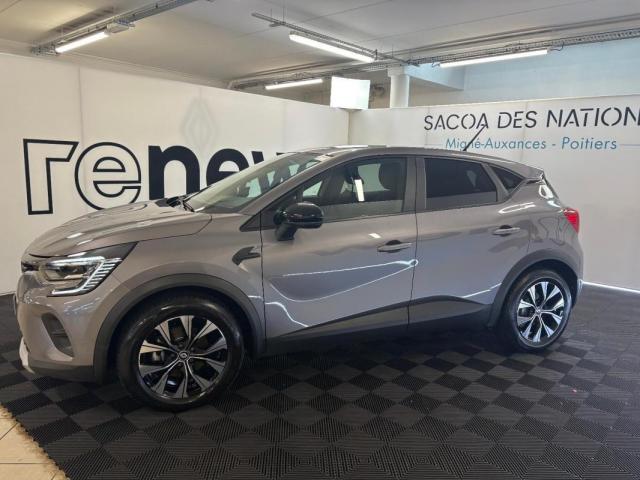 Renault Captur image 2