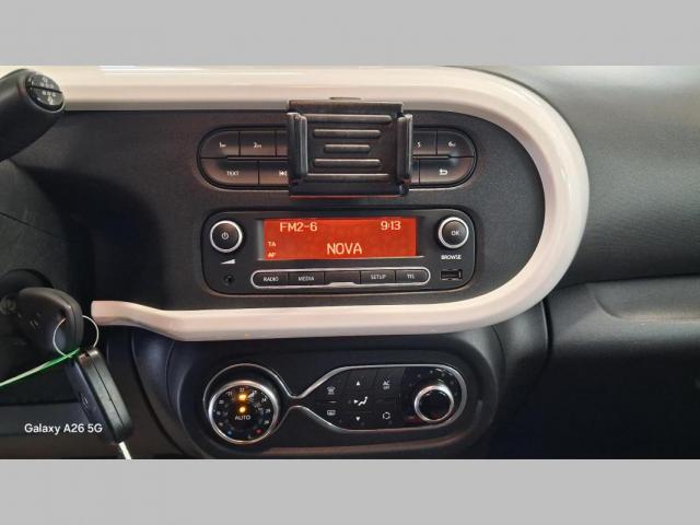 Renault Twingo image 8