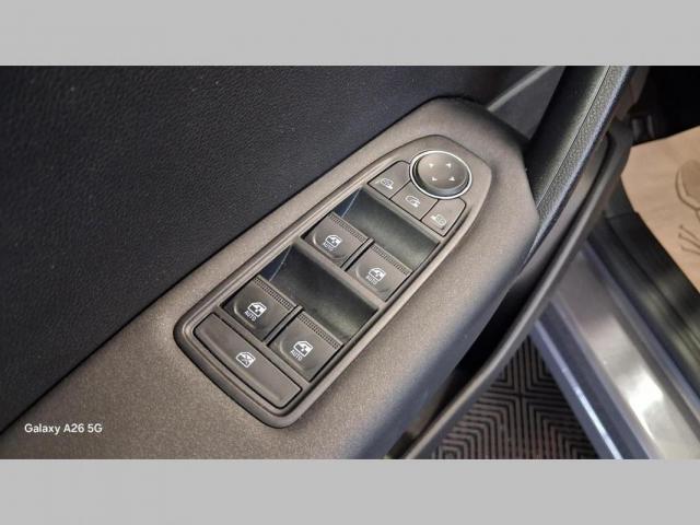 Renault Captur image 9