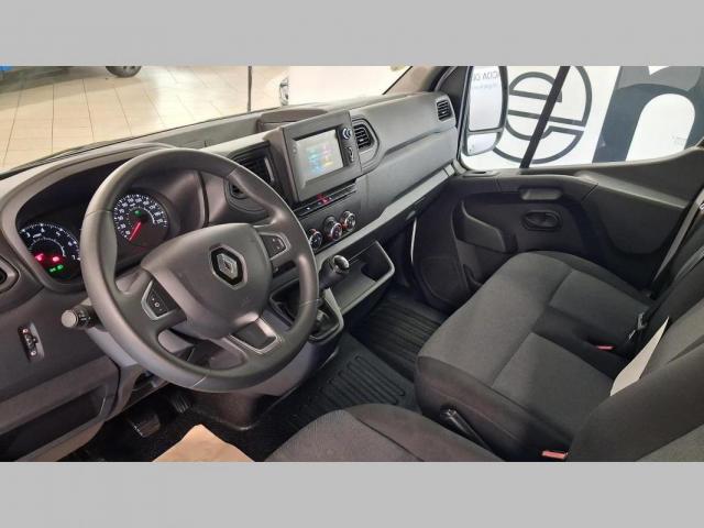 Renault Master image 8