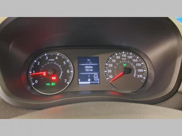 Renault Master image 1