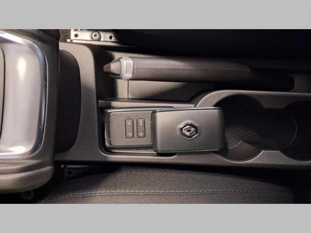 Renault Captur image 3