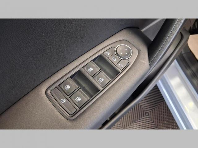 Renault Captur image 8