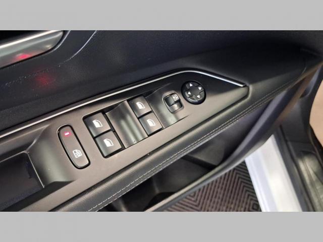 Peugeot 3008 image 7