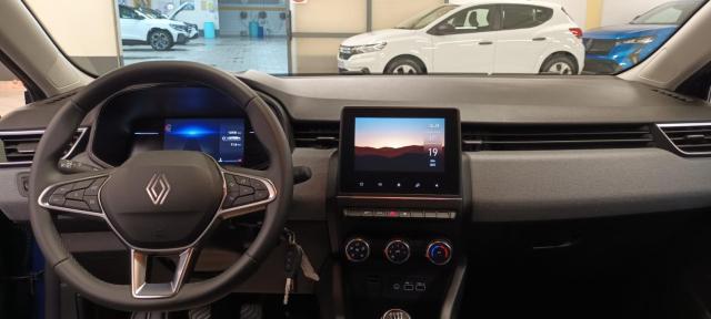 Renault Clio image 8