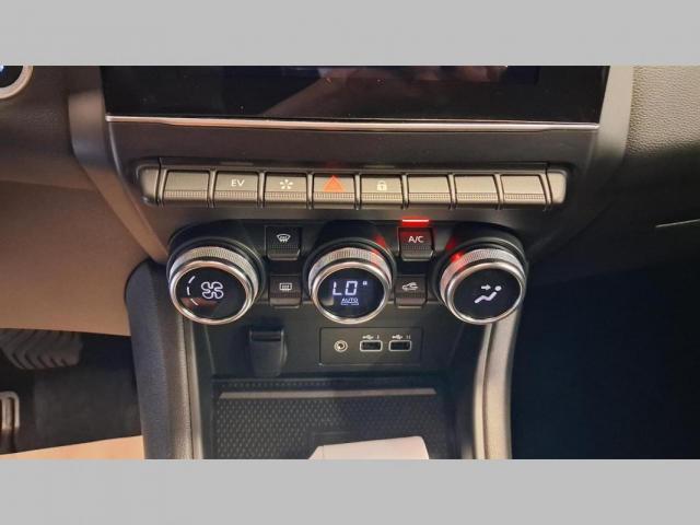 Renault Captur image 6