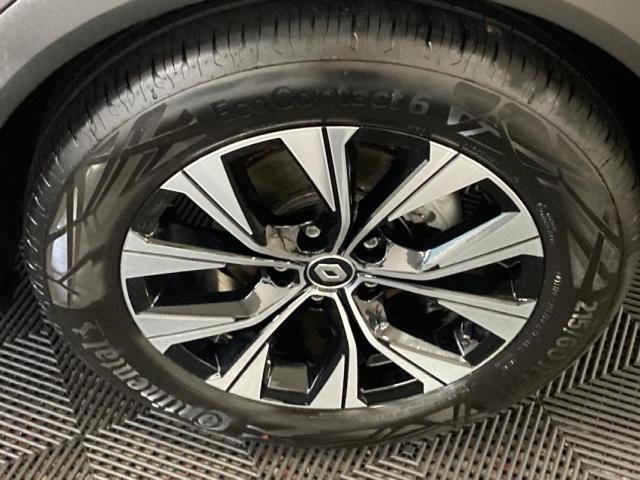 Renault Captur image 2