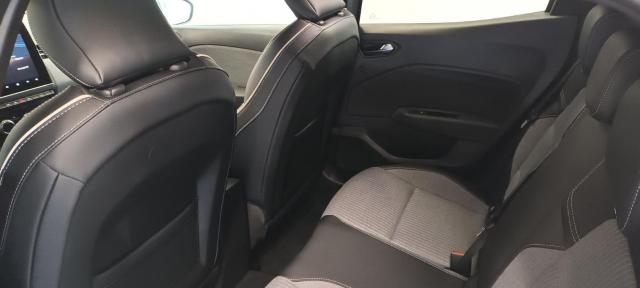 Renault Clio image 6