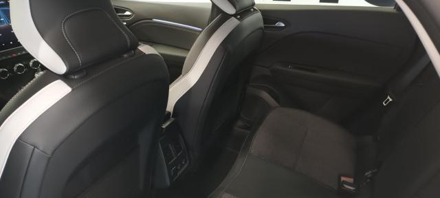 Renault Captur image 2