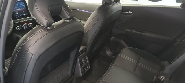 Renault Captur image 8