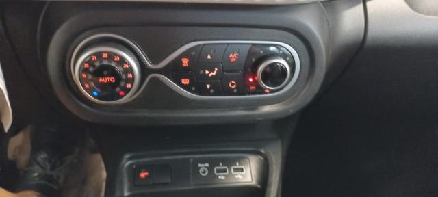 Renault Twingo image 7