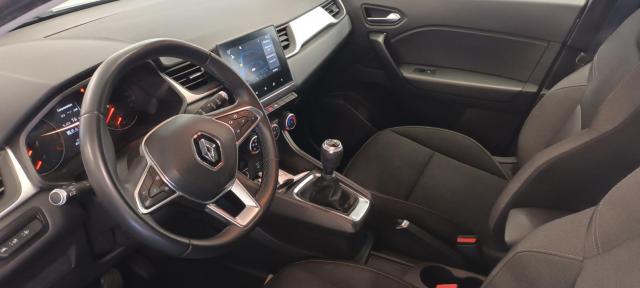 Renault Captur image 2