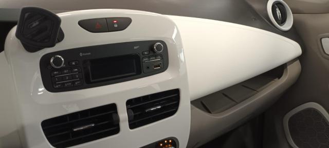 Renault Zoe image 2