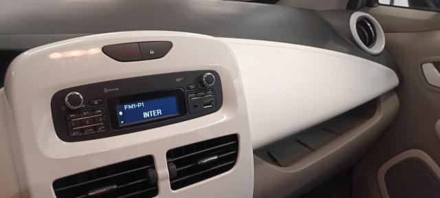 Renault Zoe image 2