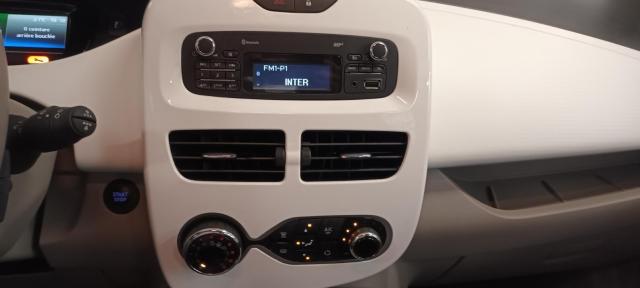 Renault Zoe image 8