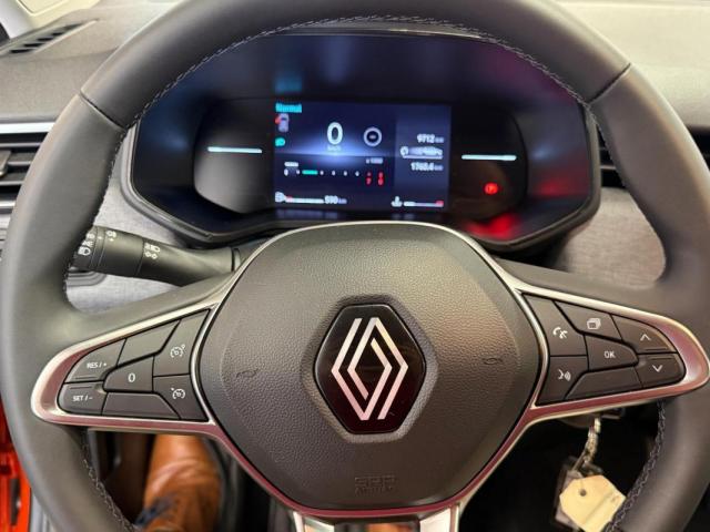 Renault Clio image 9