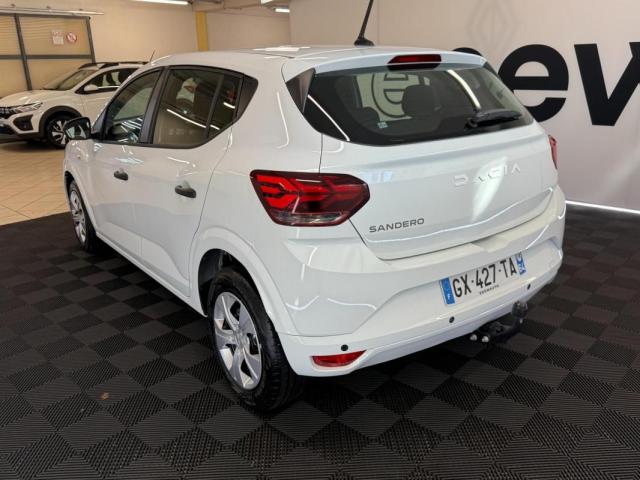 Dacia Sandero image 2