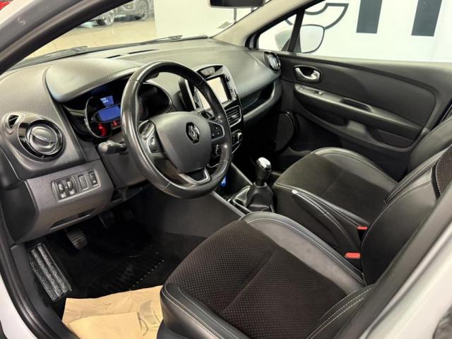 Renault Clio image 6