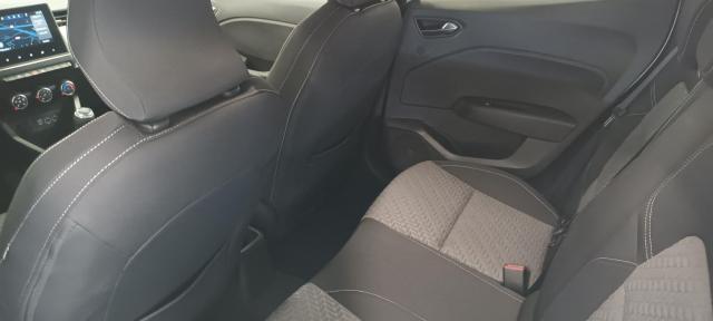Renault Clio image 7