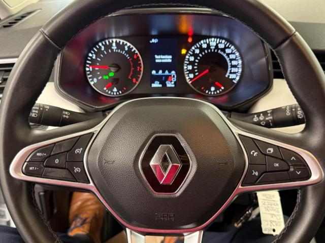 Renault Clio image 1