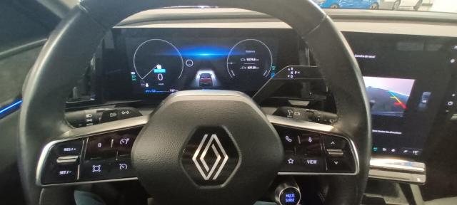 Renault Mégane E-Tech image 8