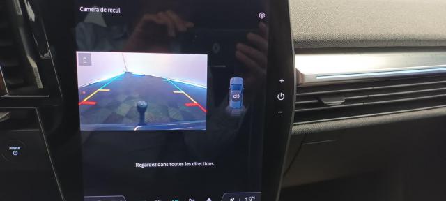 Renault Mégane E-Tech image 1