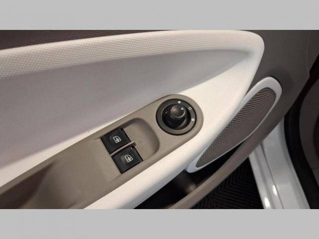 Renault Zoe image 1