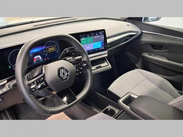 Renault Mégane E-Tech image 1