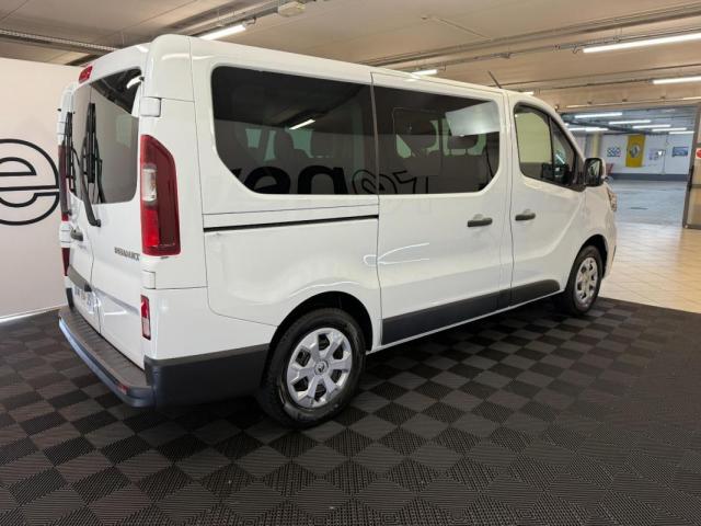 Renault Trafic image 9
