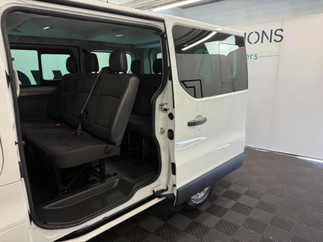 Renault Trafic image 1