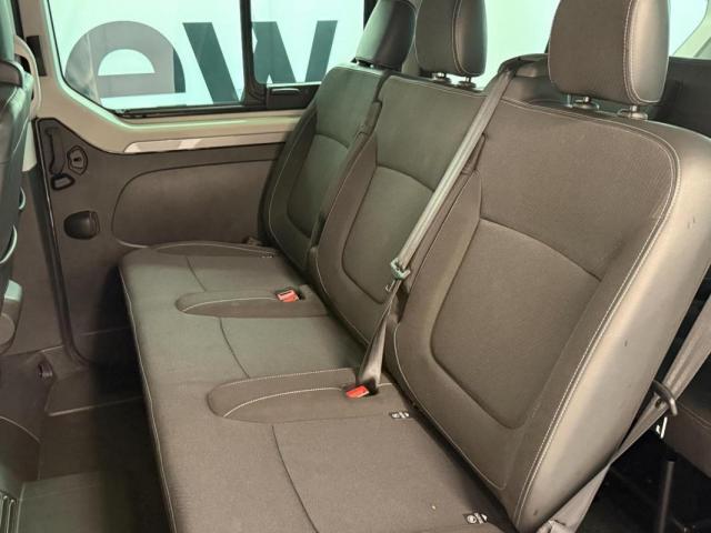 Renault Trafic image 2