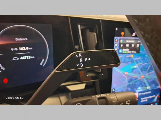 Renault Mégane E-Tech image 1
