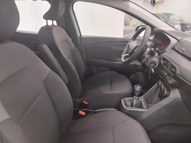 Dacia Sandero image 2