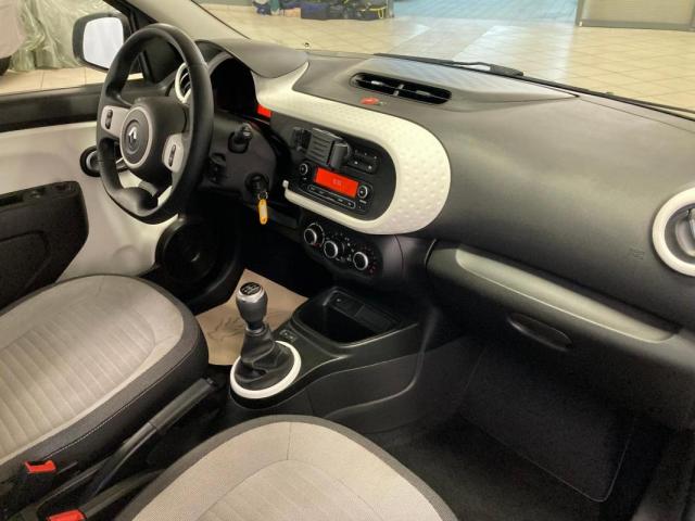 Renault Twingo image 8