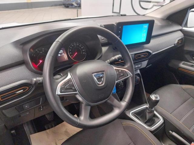 Dacia Sandero image 1