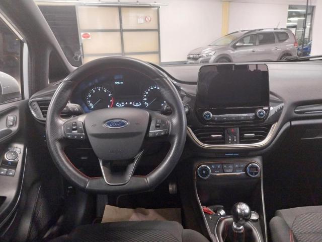Ford Fiesta image 4