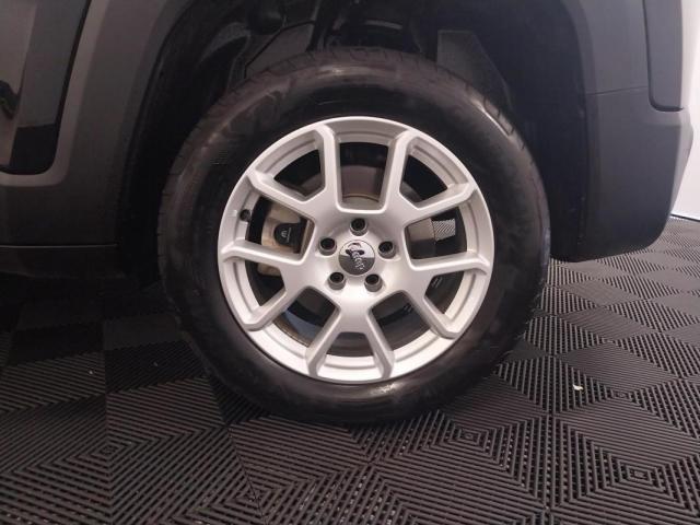 Jeep Renegade image 5