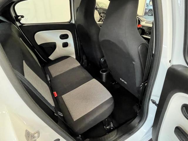 Renault Twingo image 8