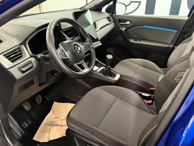 Renault Captur image 2