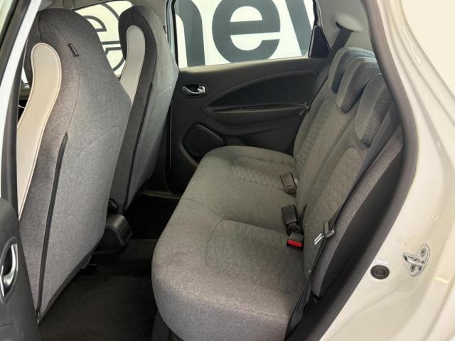 Renault Zoe image 2