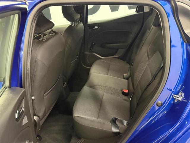 Renault Clio image 9