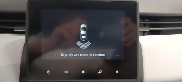 Renault Clio image 1