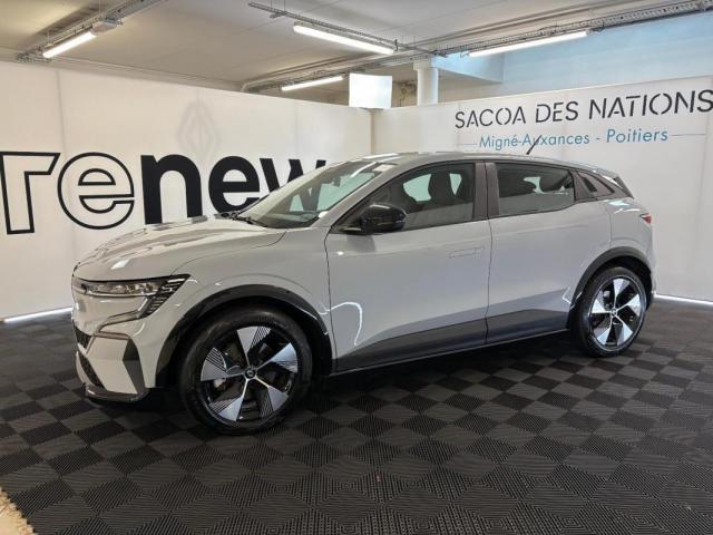 Renault Mégane E-Tech image 6