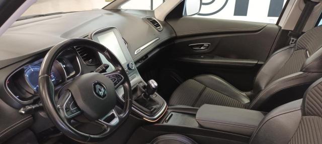 Renault Grand Scénic image 9