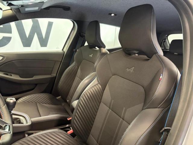 Renault Clio image 1