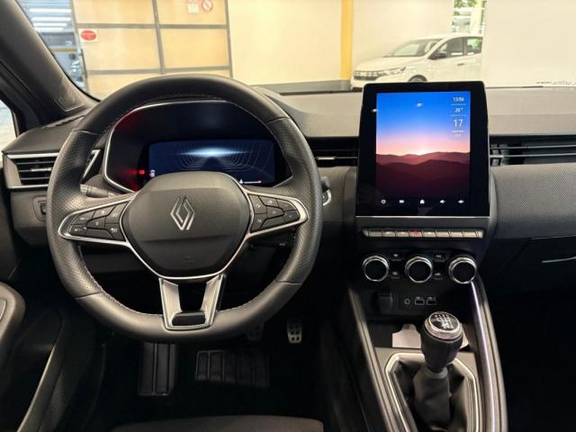 Renault Clio image 9