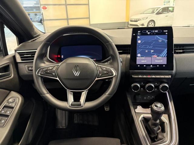 Renault Clio image 8