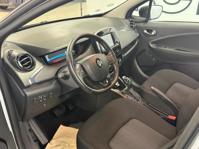 Renault Zoe image 9